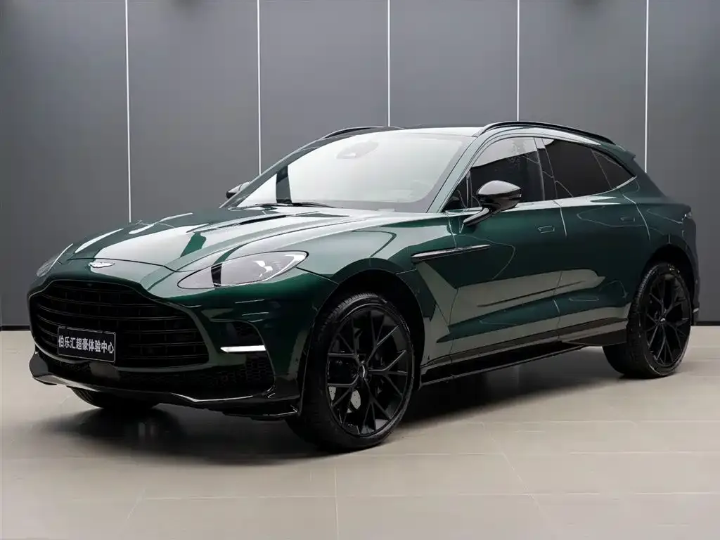 Aston Martin DBX — фото 1