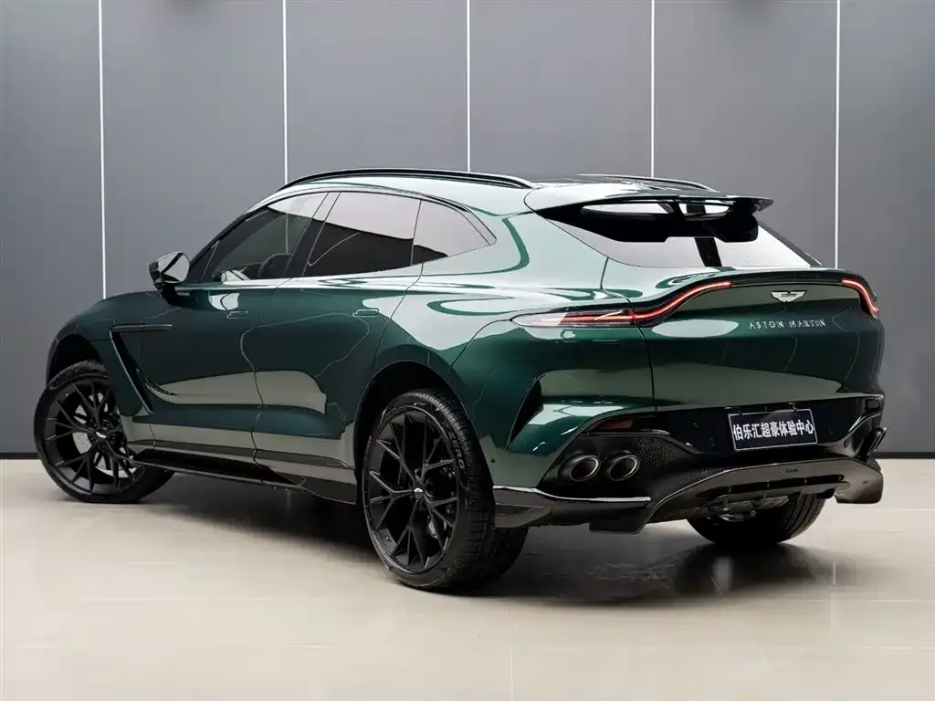 Aston Martin DBX — фото 2