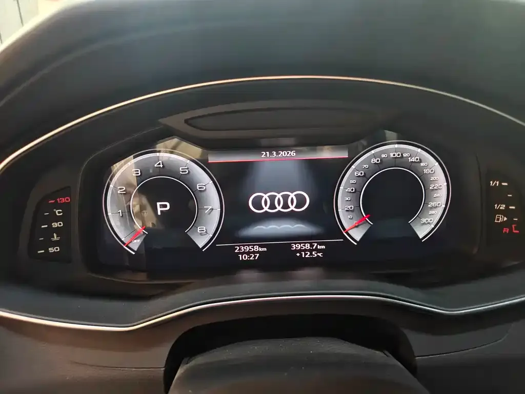 Audi A6L — фото 2