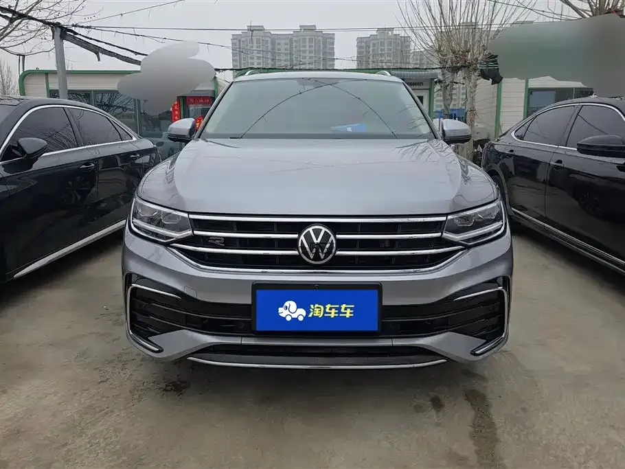Volkswagen Tiguan L — фото 6