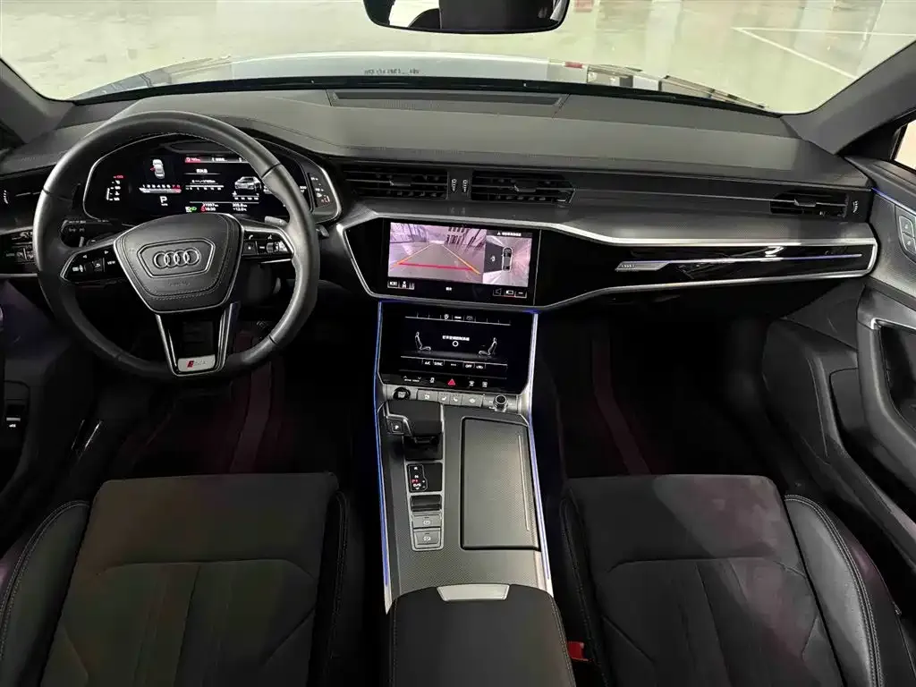 Audi A6L — фото 10