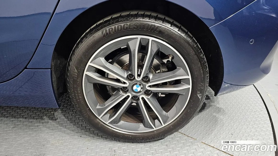 BMW 1-Series — фото 10