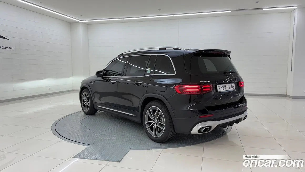 Mercedes-Benz GLB-Class — фото 2