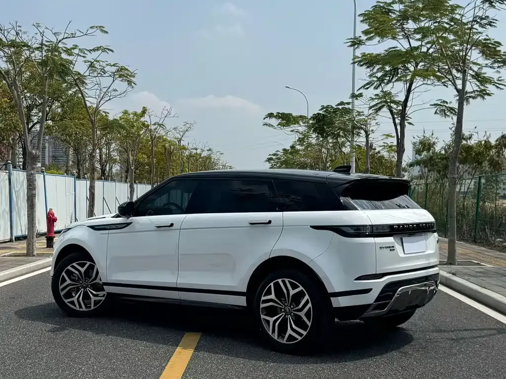 Land Rover Evoque — фото 8