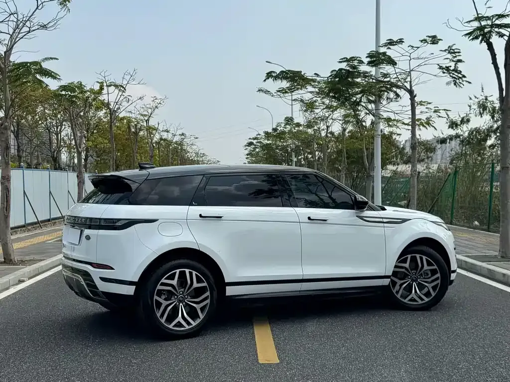 Land Rover Evoque — фото 7