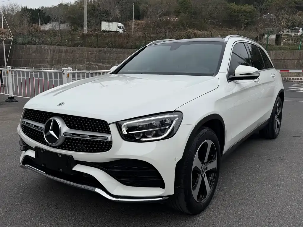Mercedes-Benz GLC — фото 1