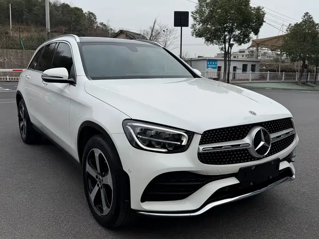 Mercedes-Benz GLC — фото 8
