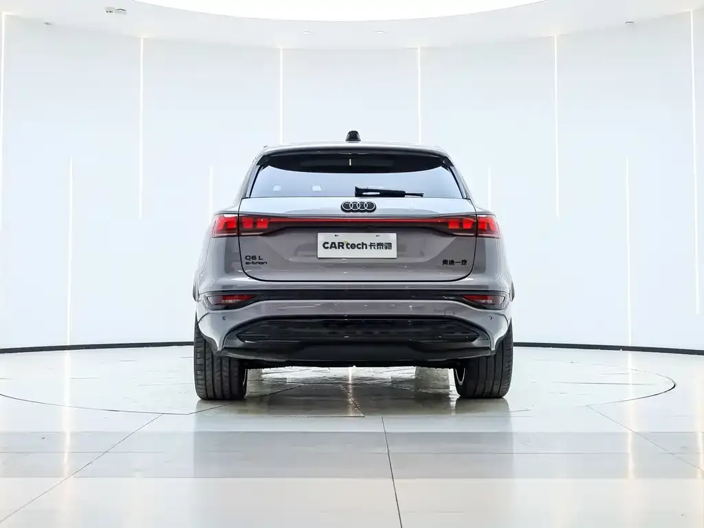 Audi Q6L e-tron — фото 3