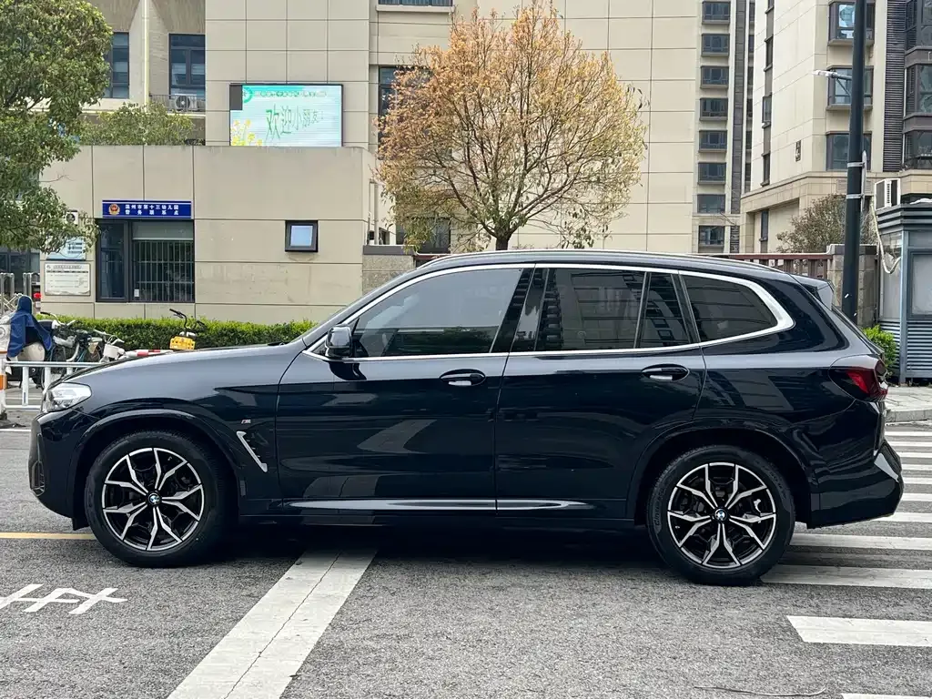 BMW X3 — фото 9