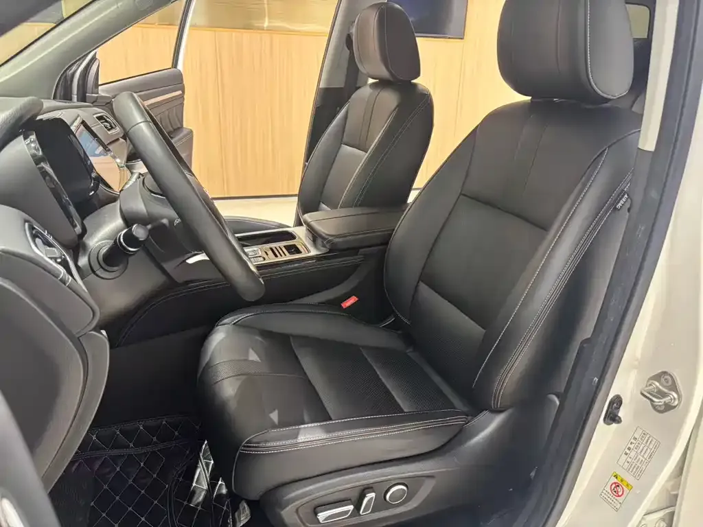 GAC Motor Trumpchi GS8 — фото 10