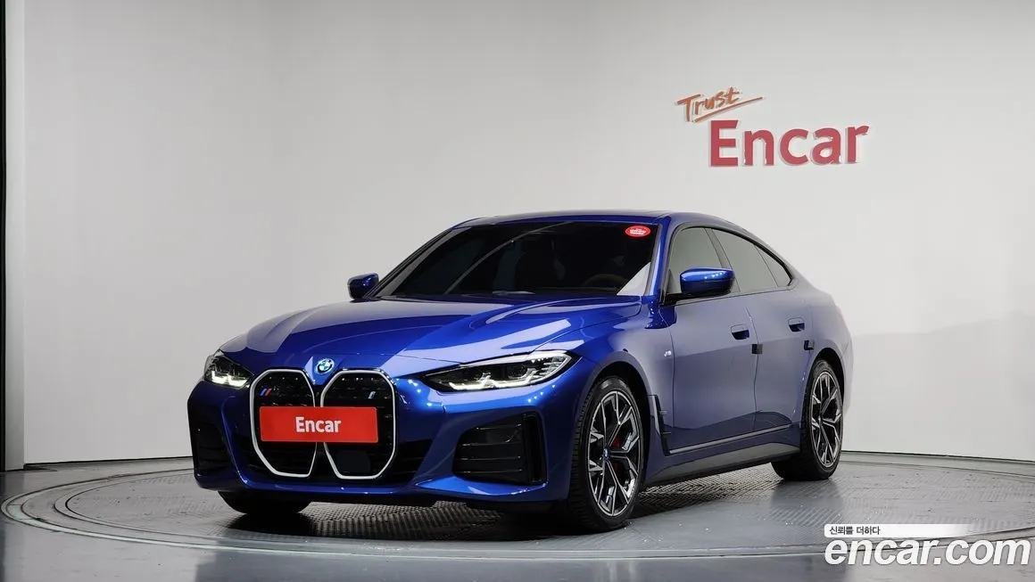BMW i4 — фото 1