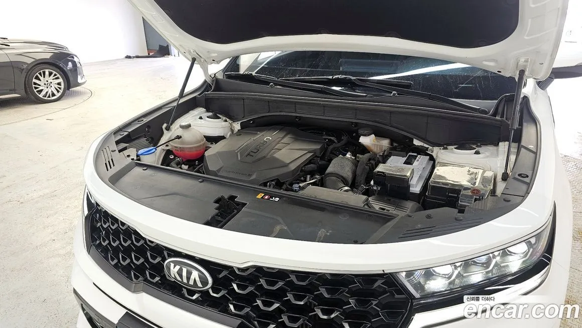 Kia Sorento — фото 7
