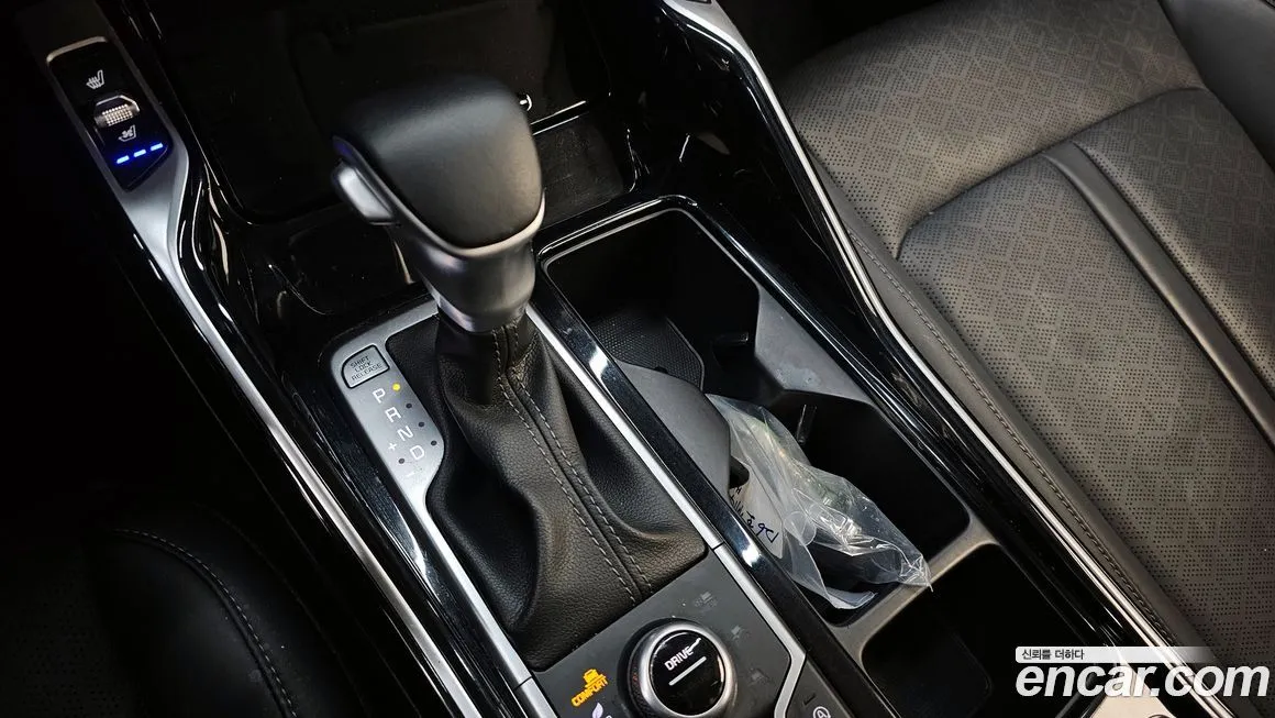 Kia Sorento — фото 6