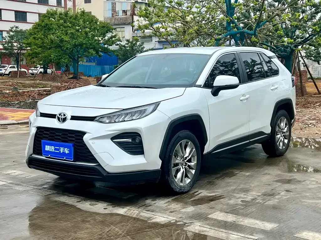 Toyota Wildlander — фото 1