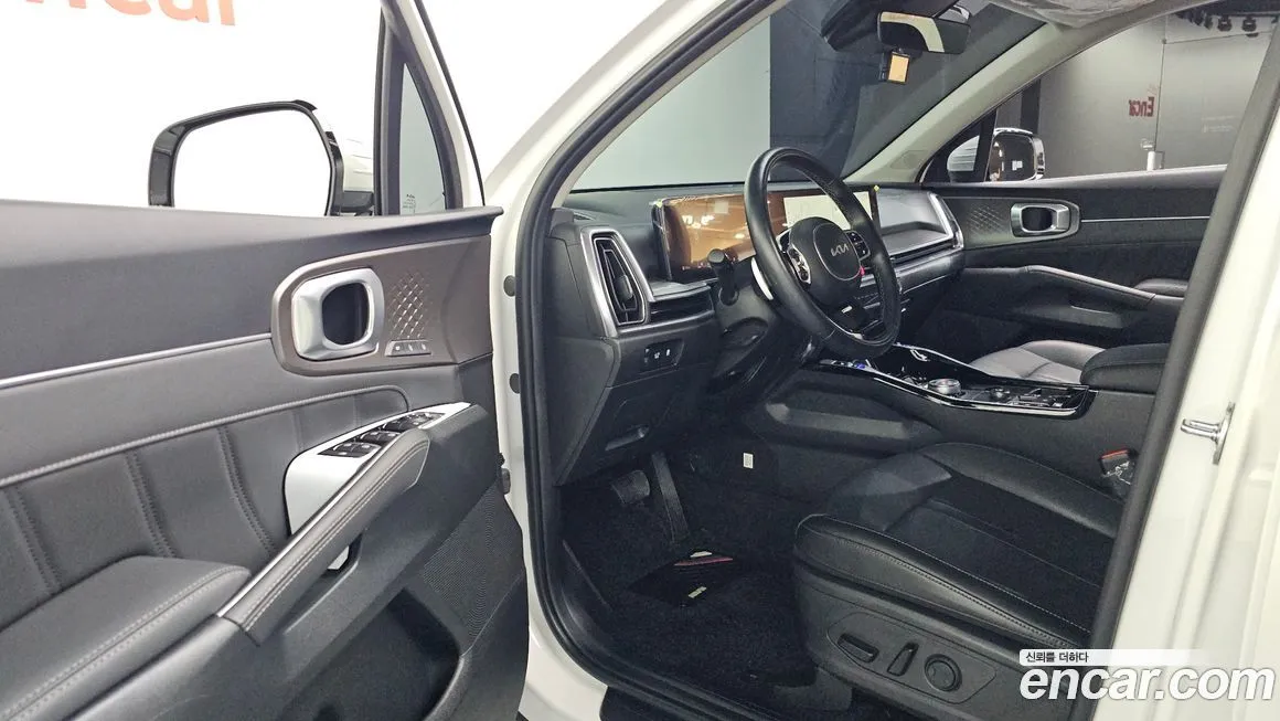 Kia Sorento — фото 7