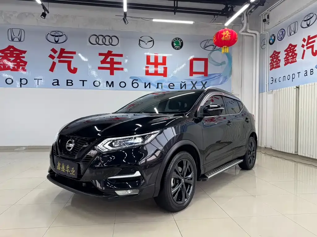 Nissan Qashqai — фото 1