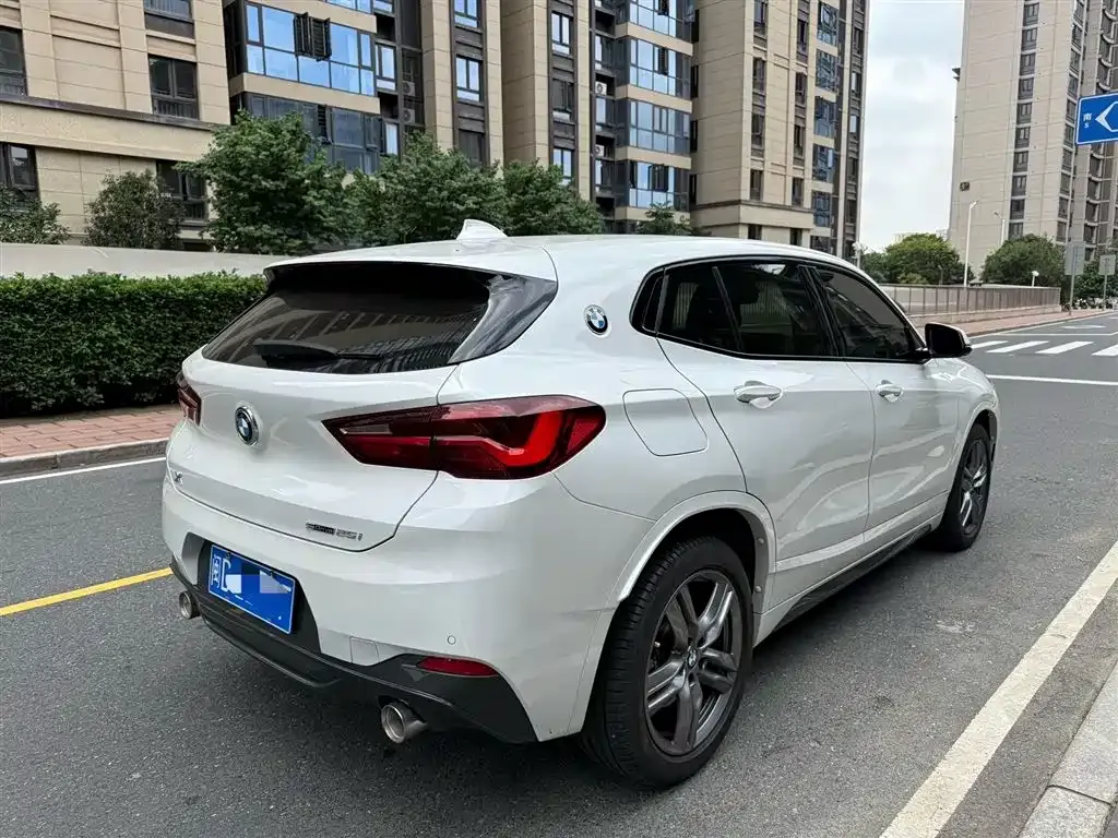 BMW X2 — фото 5