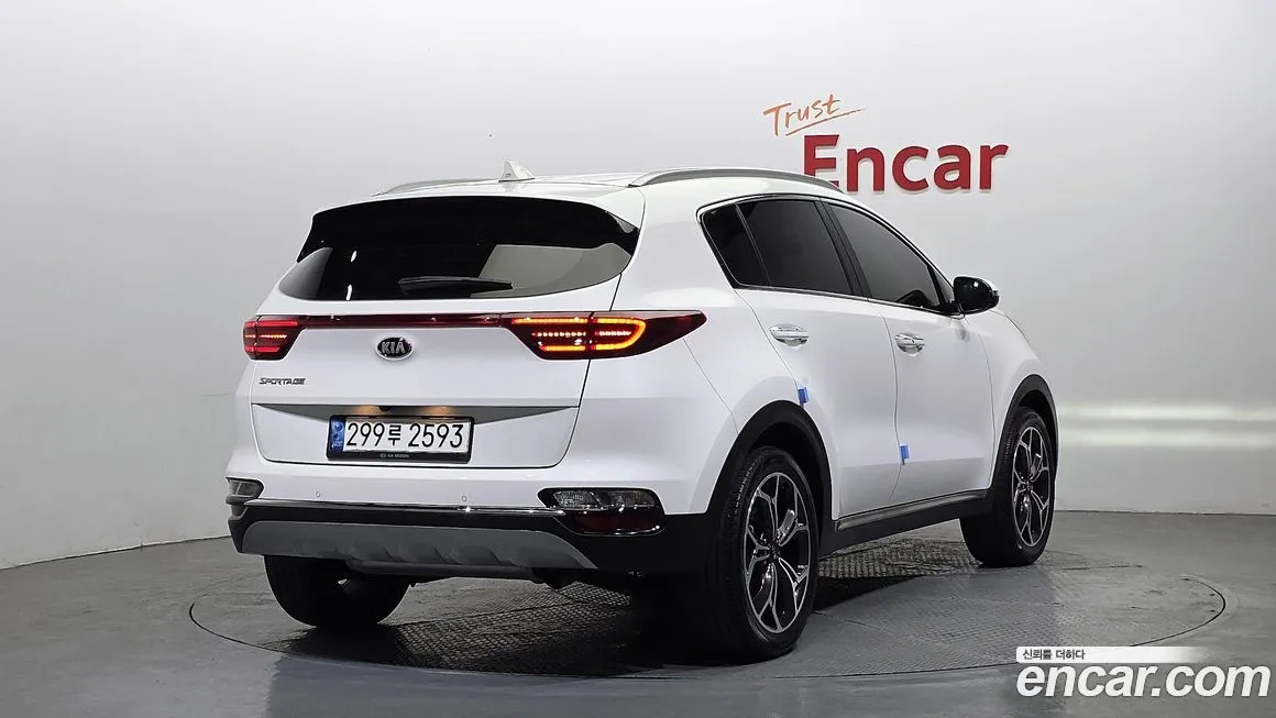 Kia Sportage — фото 2