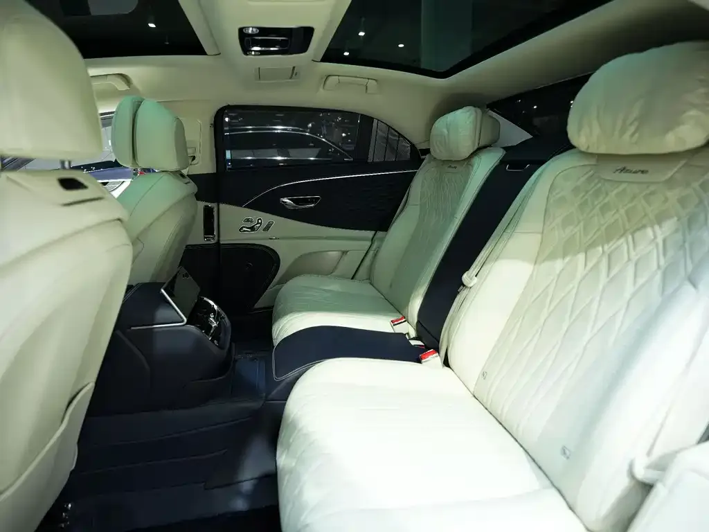 Bentley Flying Spur — фото 7