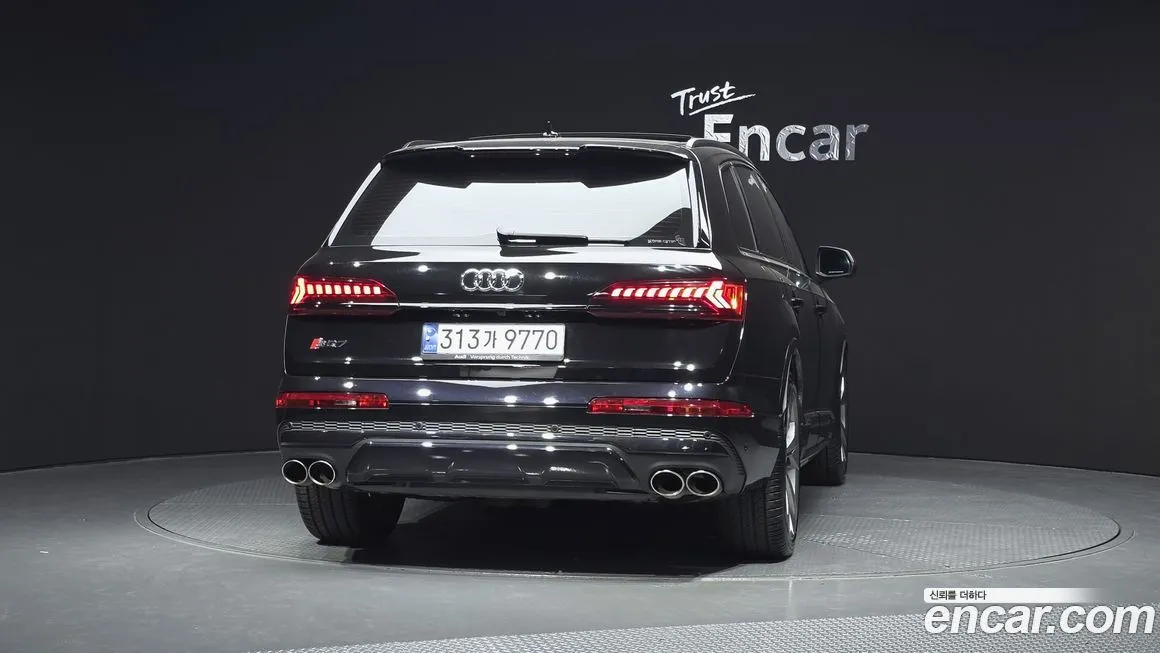 Audi SQ7 — фото 6