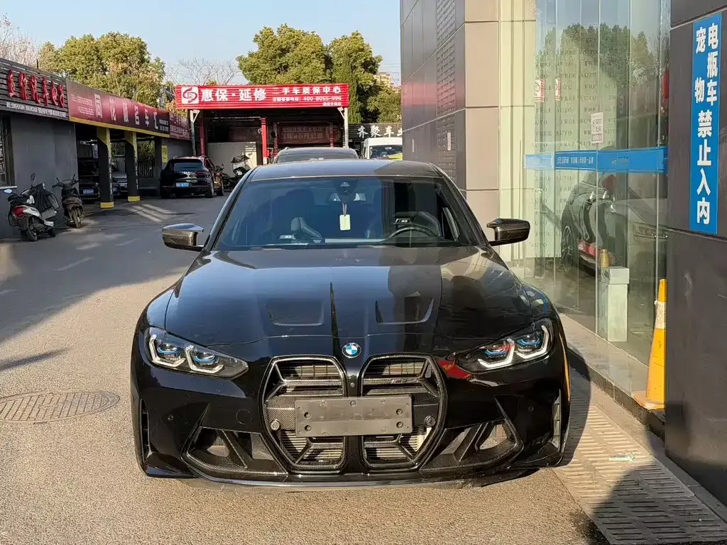 BMW M3 — фото 1
