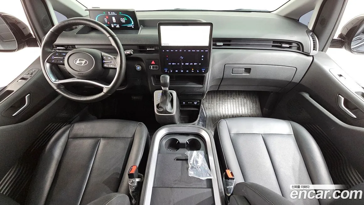 Hyundai Staria — фото 9