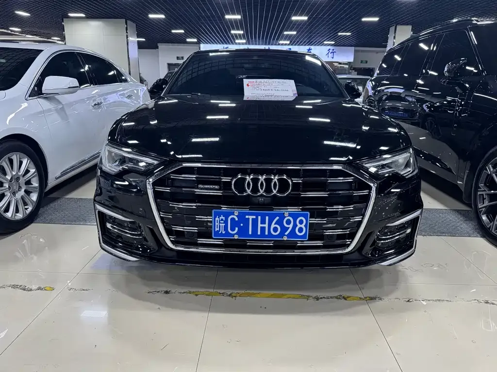 Audi A6L — фото 10