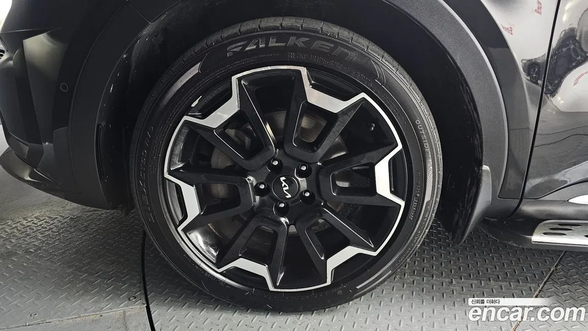 Kia Sorento — фото 8