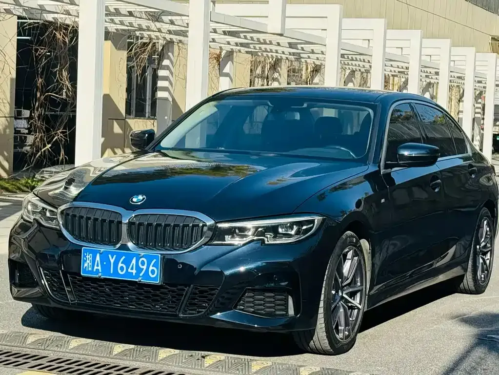 BMW 3 Series — фото 1
