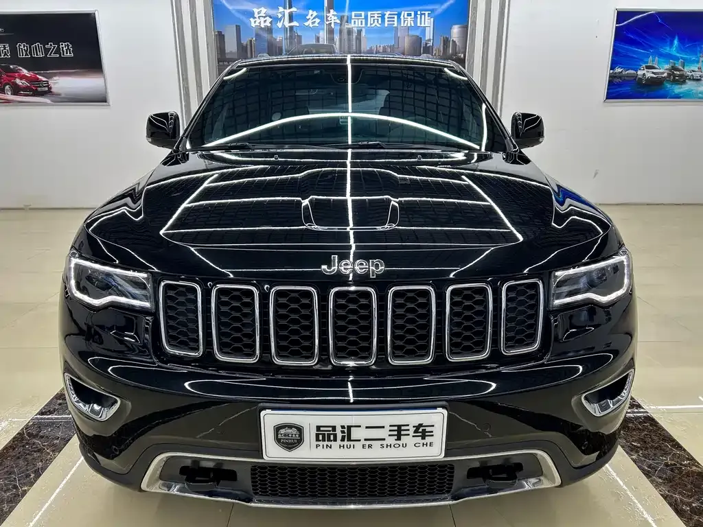 Jeep Grand Cherokee (Import) — фото 2
