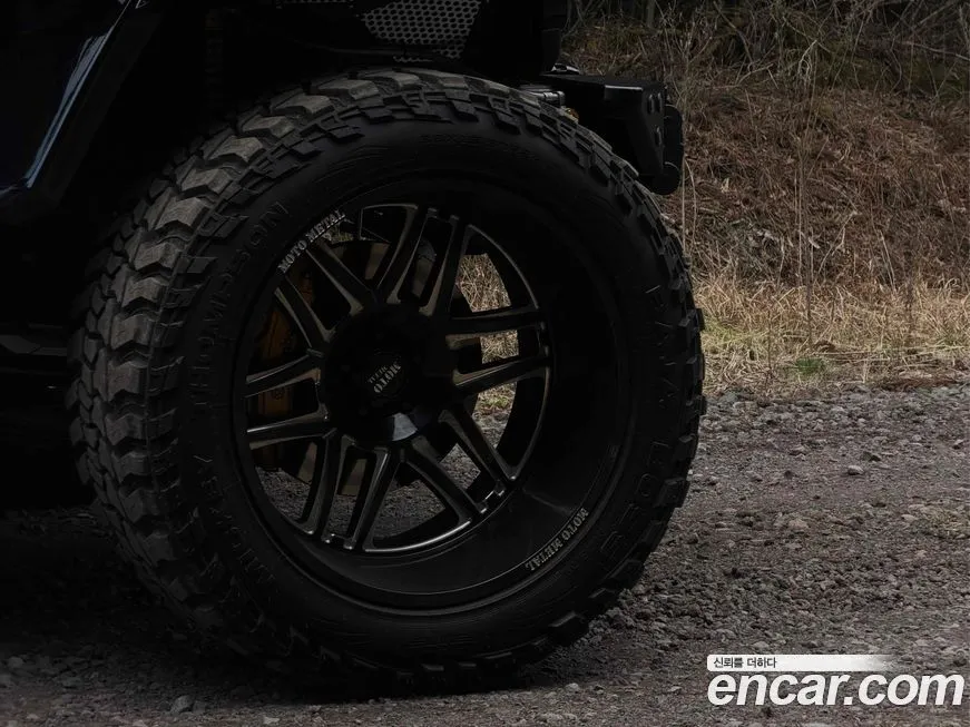 Jeep Wrangler — фото 9