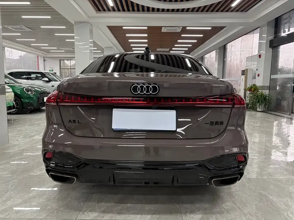 Audi A5L — фото 7