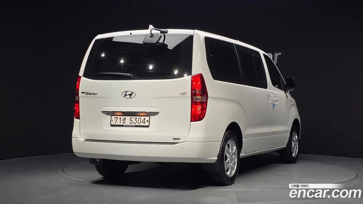 Hyundai Starex — фото 4