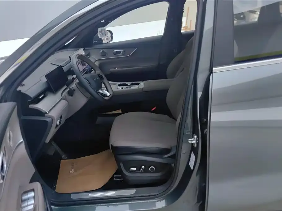 Chery Tiggo 8 PLUS — фото 8