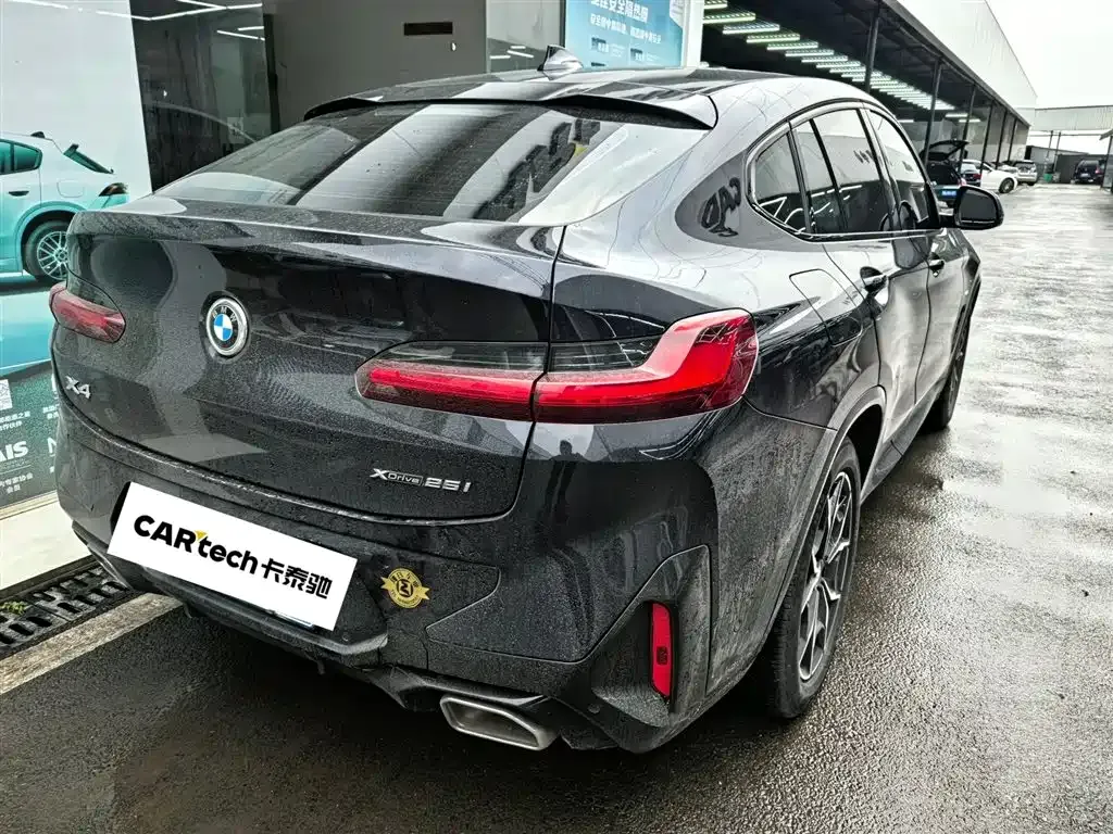 BMW X4 — фото 9