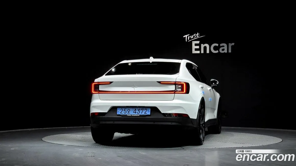 Polestar Polestar 2 — фото 2