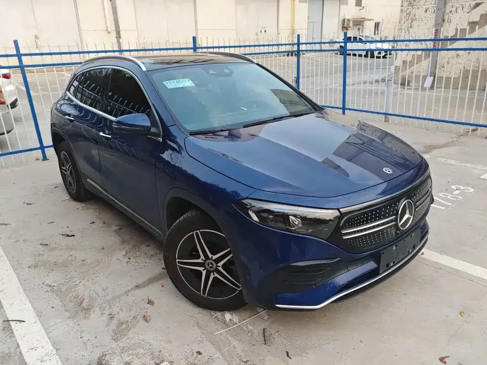 Mercedes-Benz EQA — фото 1