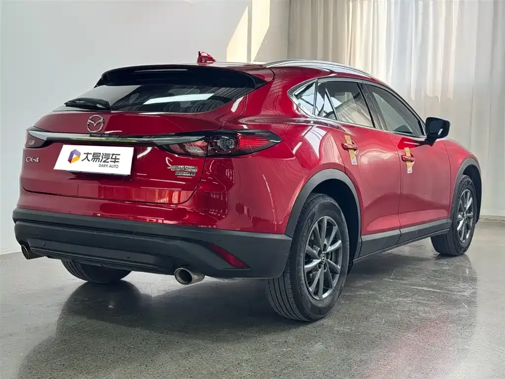Mazda CX-4 — фото 9