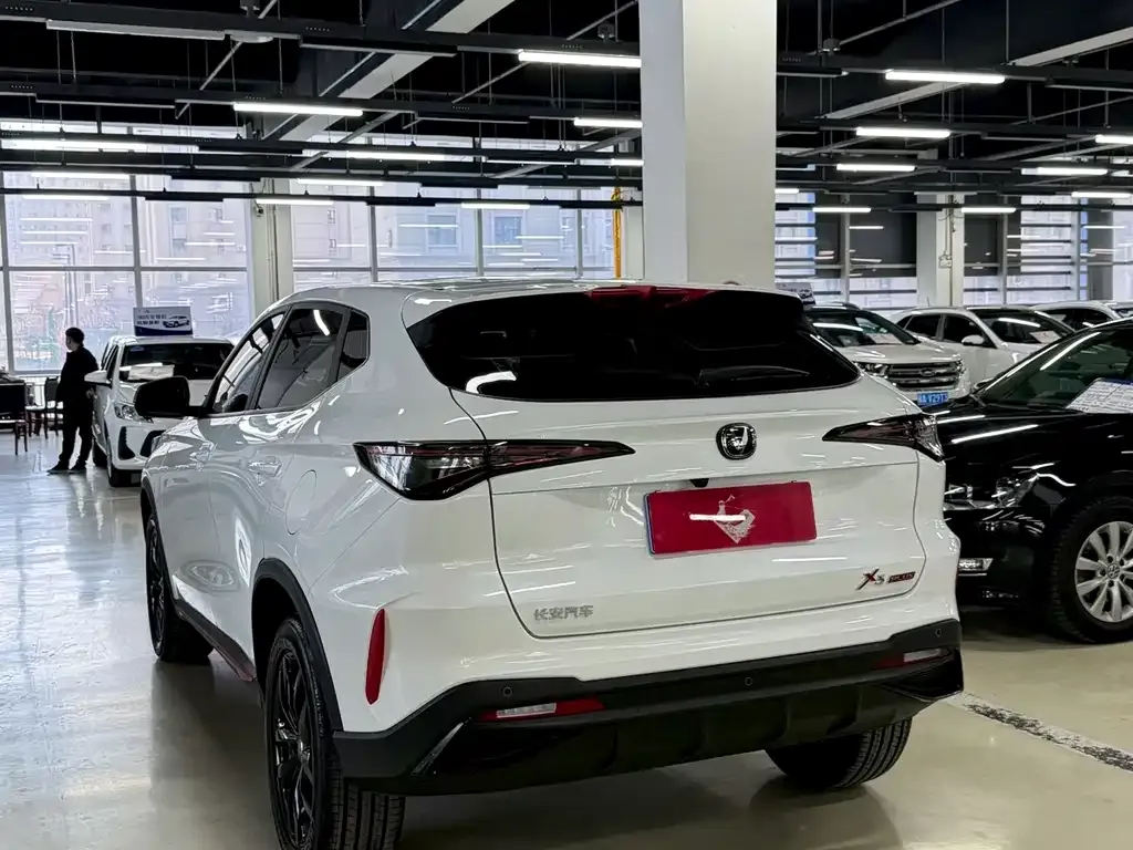 Changan X5 PLUS — фото 2