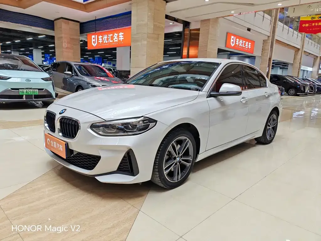 BMW 1 Series — фото 1