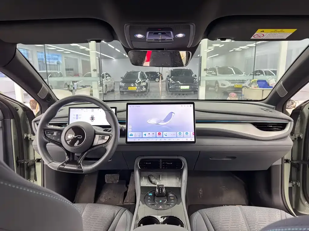 BYD Seal 06GT — фото 9