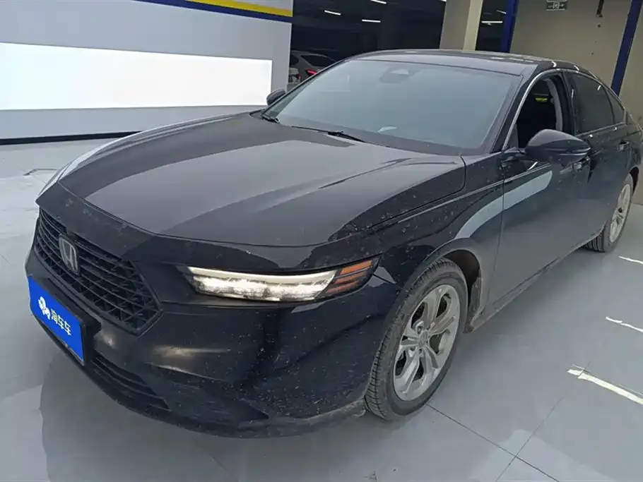 Honda Accord — фото 1