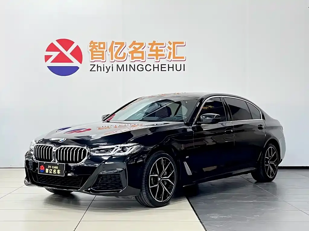 BMW 5 Series — фото 1