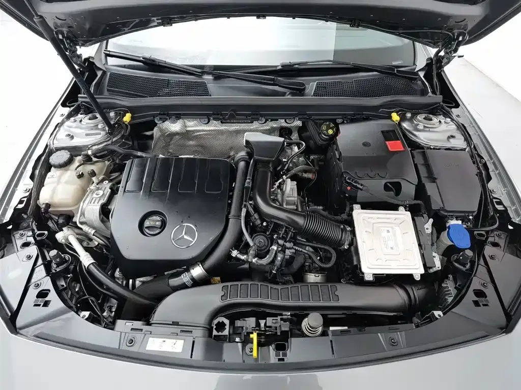 Mercedes-Benz CLA (Import) — фото 9