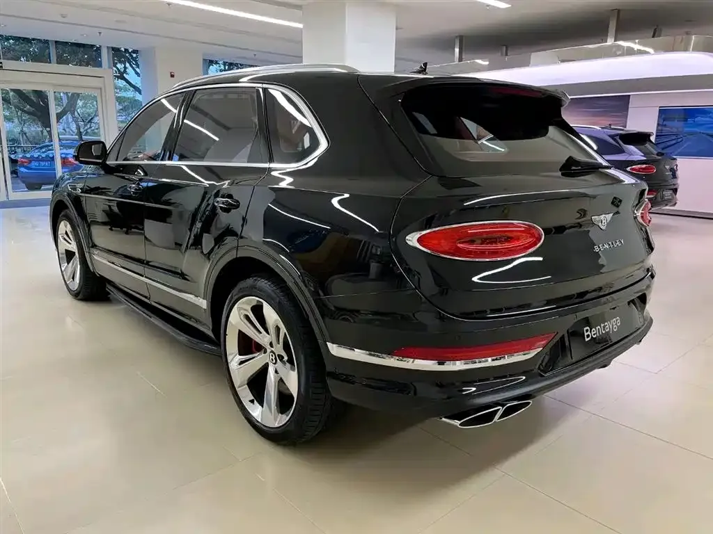 Bentley Bentayga — фото 5