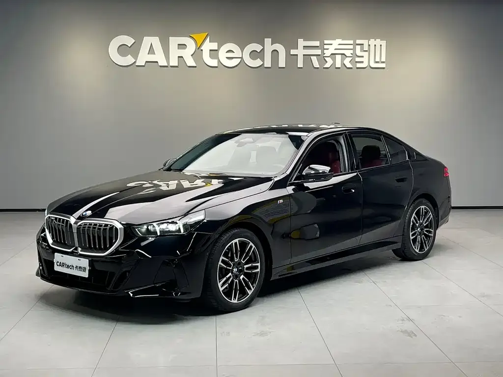 BMW 5 Series (Import) — фото 1