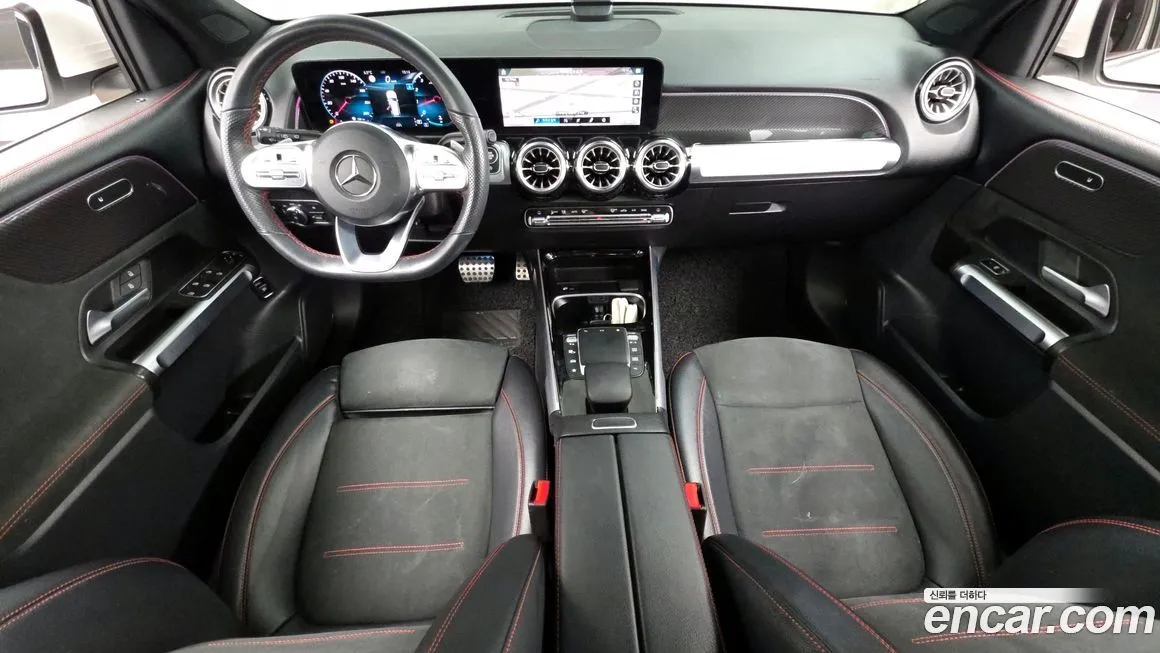 Mercedes-Benz GLB-Class — фото 10