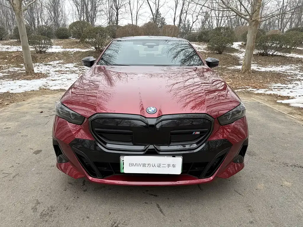 BMW i5 M60 — фото 7