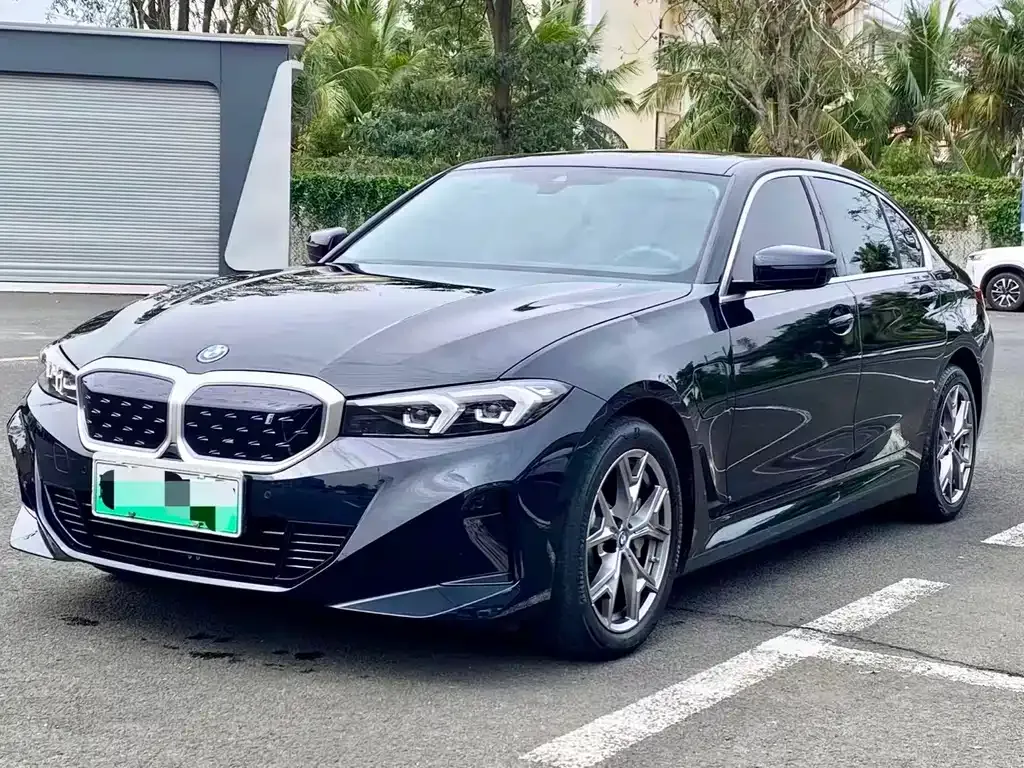 BMW i3 — фото 1