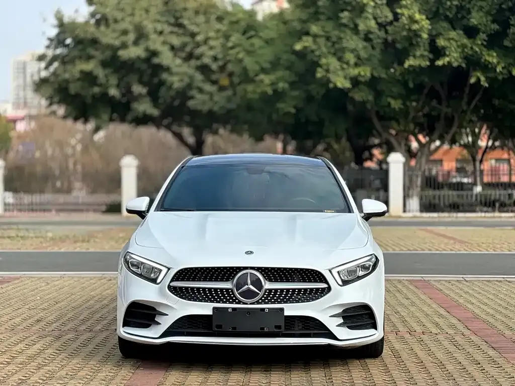 Mercedes-Benz A-Class — фото 9